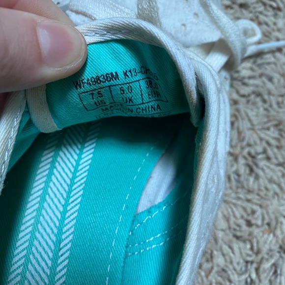 White KEDS tennis shoes with Eyelet Lace - Picture 4 of 4